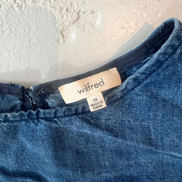 Aritzia Wilfred denim crop top - Picture 2 of 3